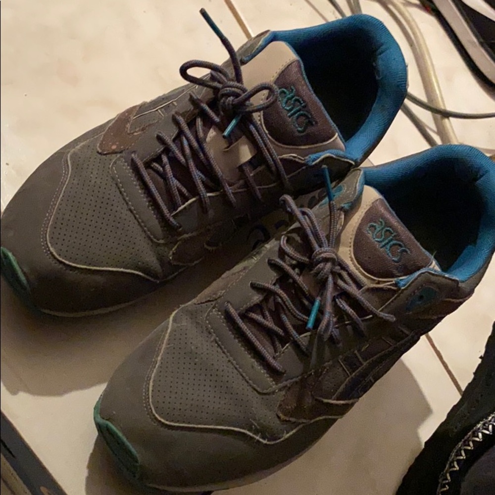 ASICS Gel Saga Dark Grey